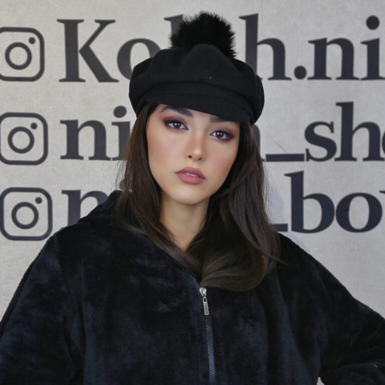 کلاه ۸ترک نقاب دار فوتر پوم دار