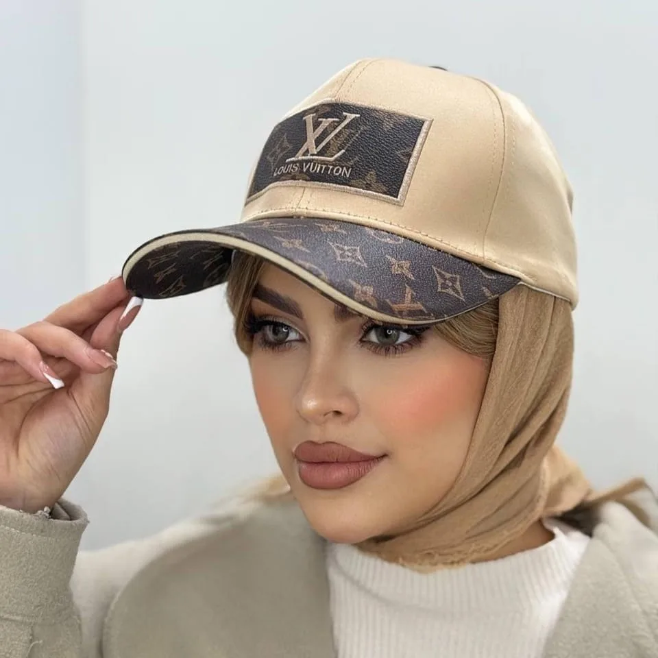 IMG_20250303_213134 کلاه بیسبالی وارداتی lv کتان با نقاب چرم