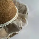 کلاه ساحلی بچگانه تور و مروارید