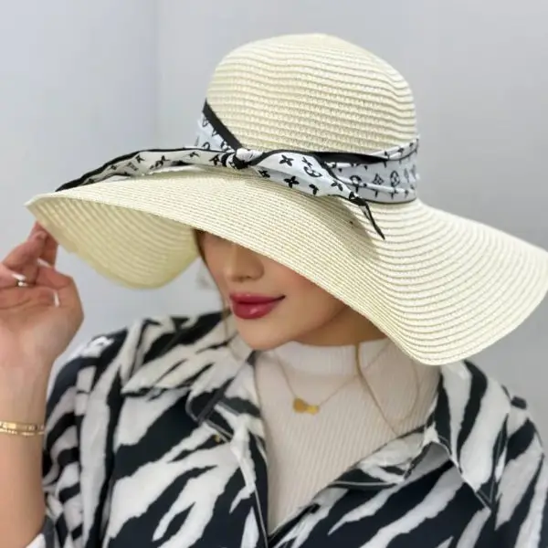 کلاه ساحلی پاپیون lv