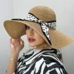 کلاه ساحلی پاپیون lv