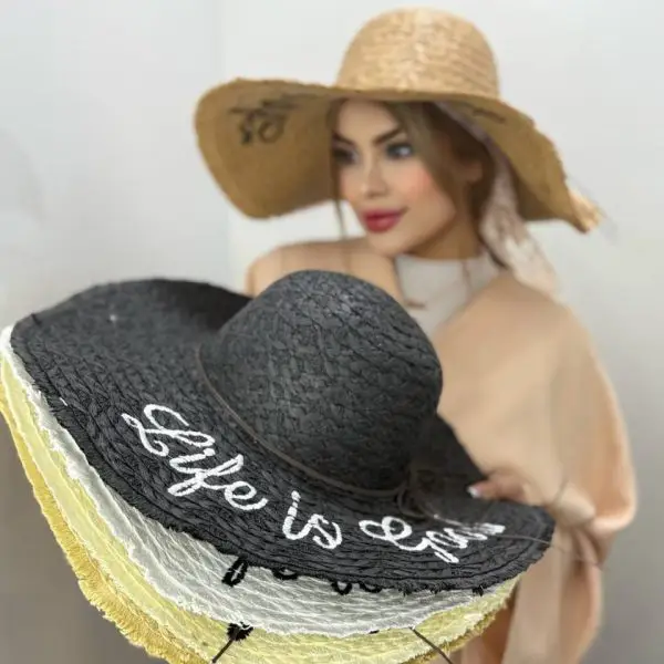 کلاه ساحلی life is good