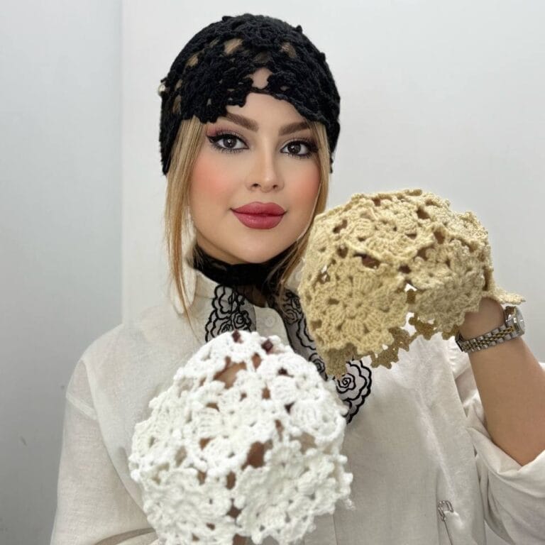 کلاه قلاب بافی گل برجسته