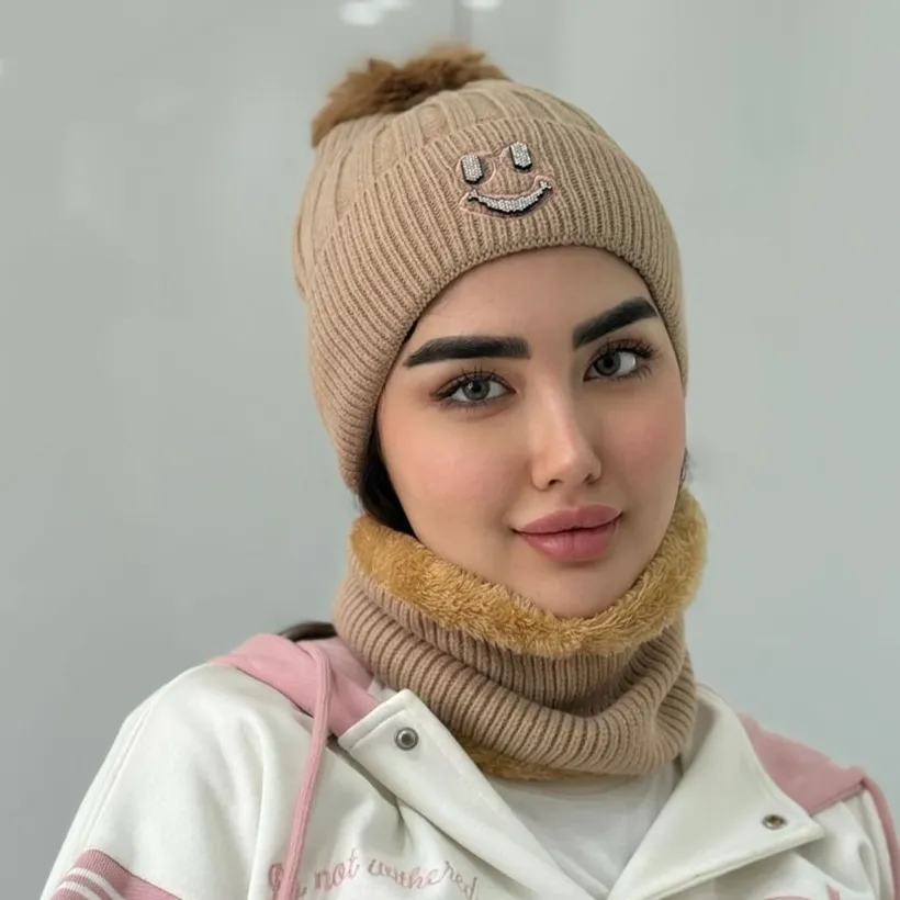 IMG_20250812_101005_11zon شال و کلاه رینگی لبخند