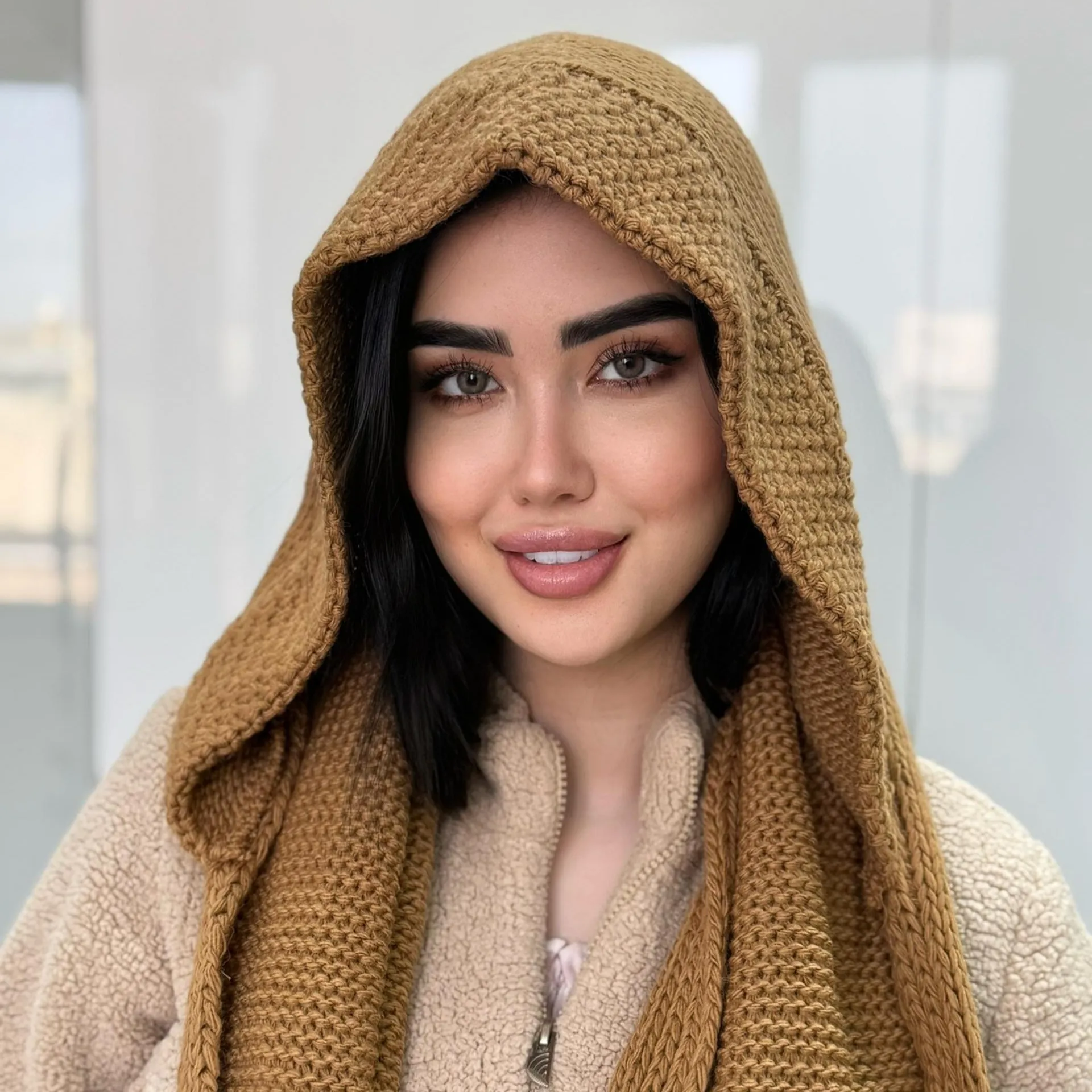 IMG_20250930_162807_11zon شال و کلاه بافت اوا