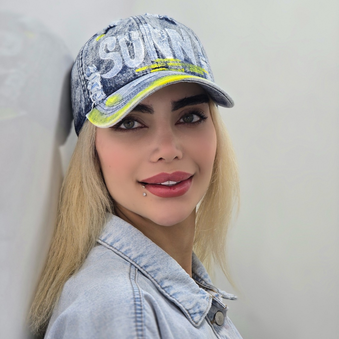 IMG_20260510_145847 کلاه بیسبالی جین آبرنگی sunny