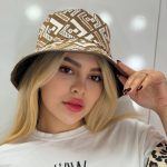 خرید کلاه باکت دو رو فندی طرح درشت