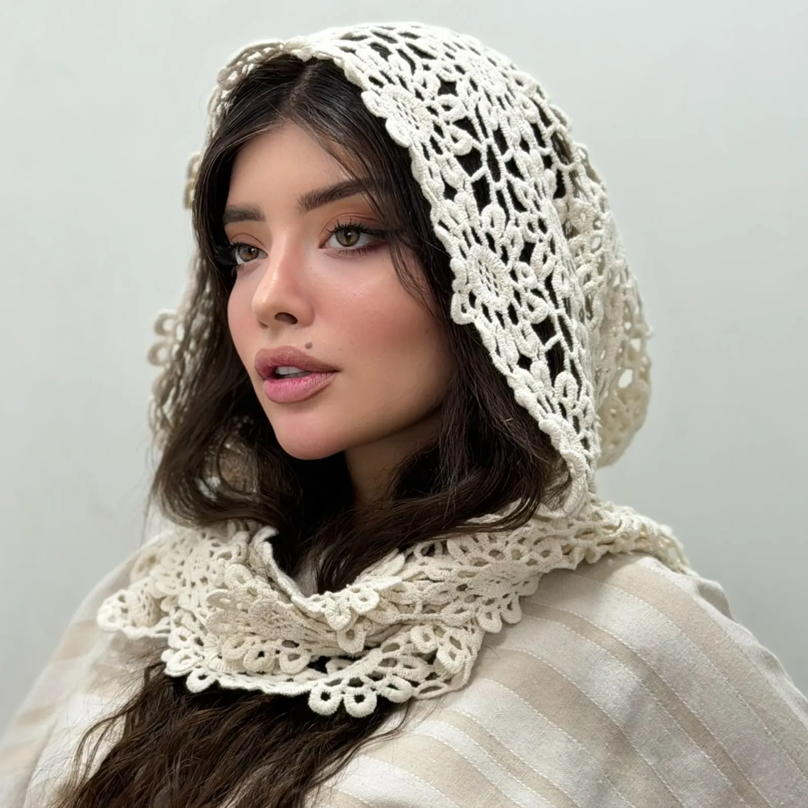 IMG_20260630_104958_11zon شال کلاهی قلاب بافی