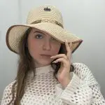 کلاه ساحلی کمربندی الو
