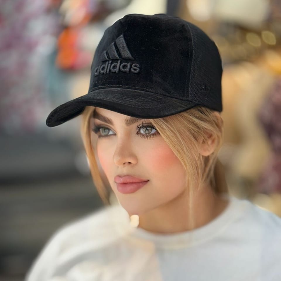 کلاه بیسبالی 47 مخمل آدیداس تمام مشکی کلاه بیسبالی 47 مخمل آدیداس تمام مشکی