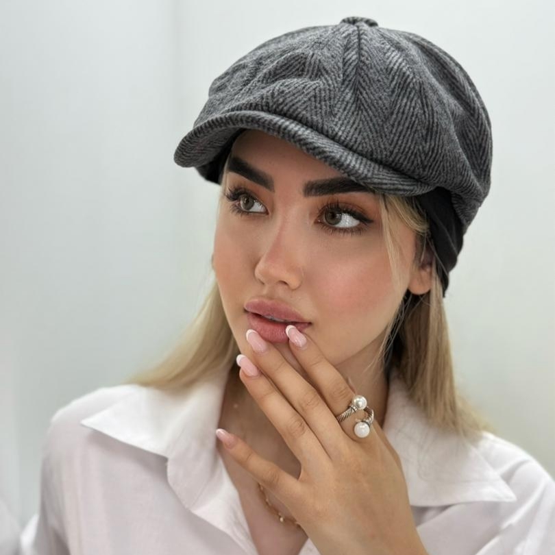 کلاه پیکی بلایندرز خاکستری کلاه پیکی بلایندرز خاکستری